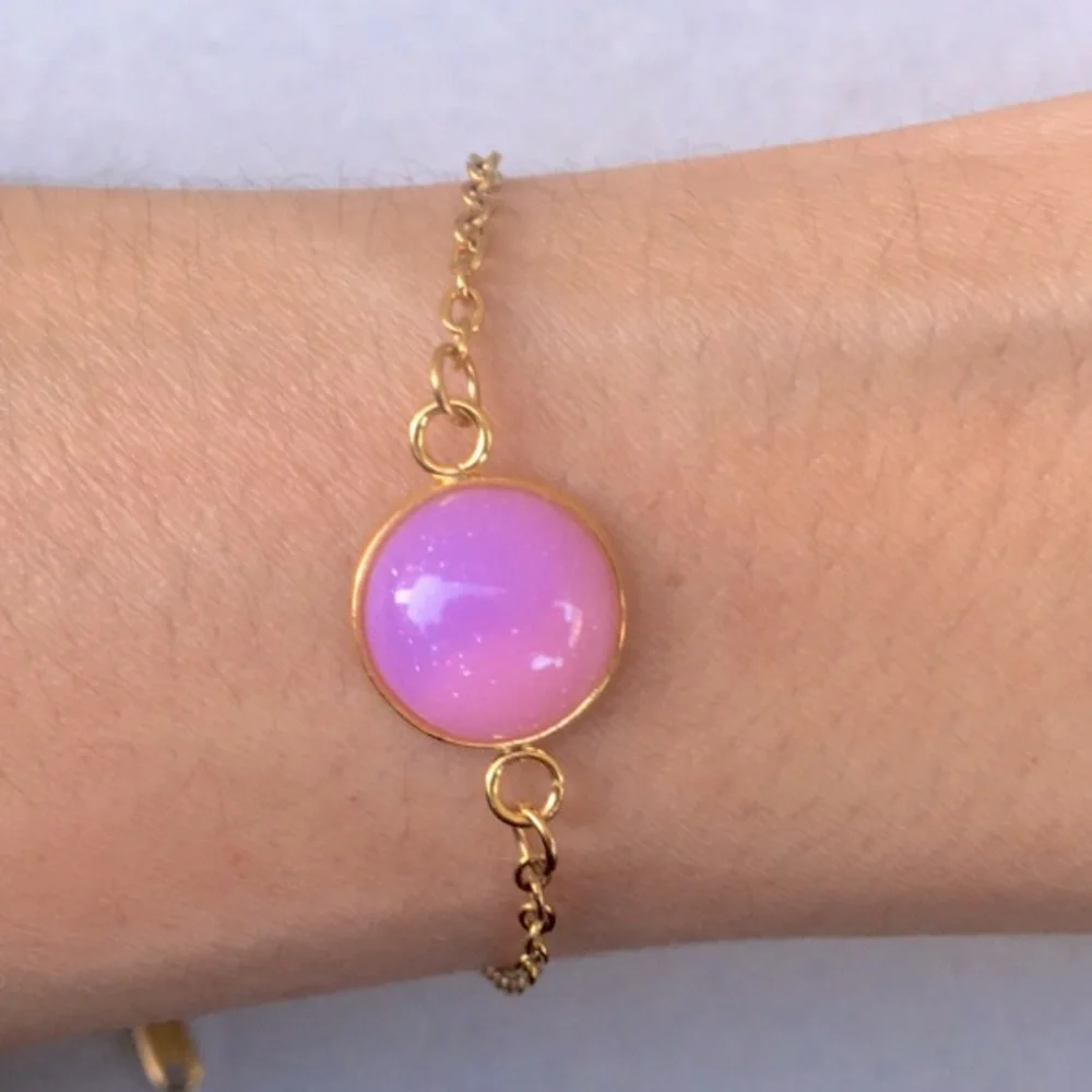 Pink-Purple Ombre + Gold Pendant Boho Bracelet